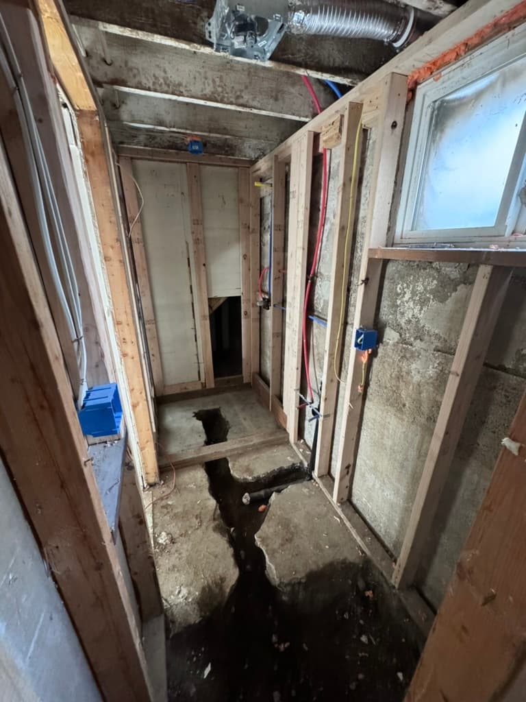 6612 SE Taggart Restoration Gallery Image 4